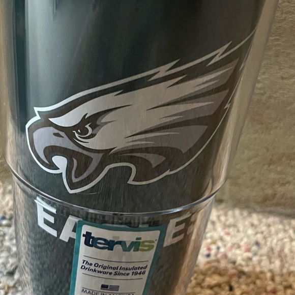 🆕 Tervis Philadelphia Eagles Tumbler 24 oz - Picture 4 of 16